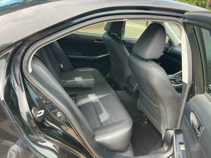 Lexus IS 2.5 300H Executive Edition 179 Bhp White #9