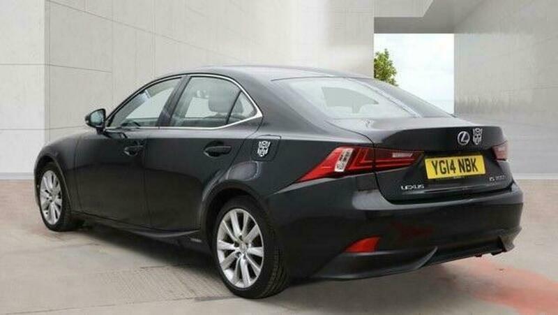 Lexus IS 2.5 300H Executive Edition 179 Bhp White #16