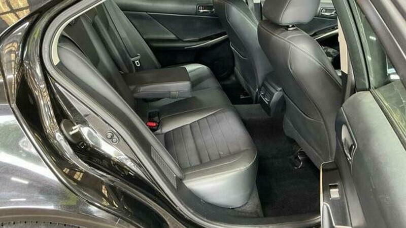Lexus IS 2.5 300H Executive Edition 179 Bhp White #23