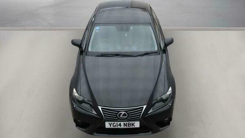 Lexus IS 2.5 300H Executive Edition 179 Bhp White #20