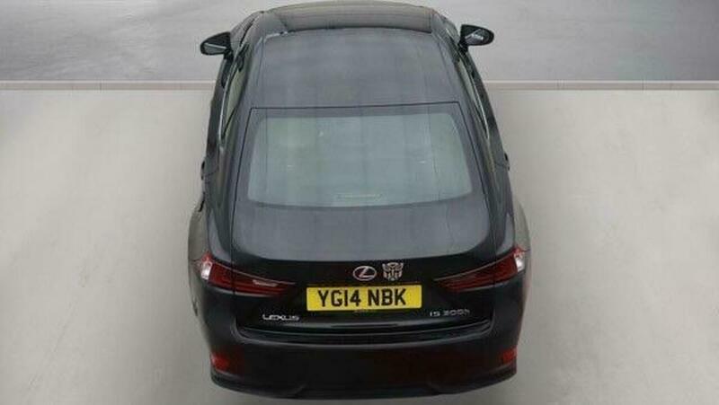 Lexus IS 2.5 300H Executive Edition 179 Bhp White #21