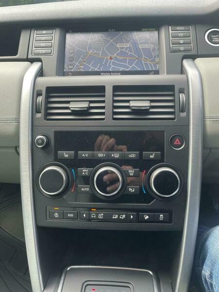 Land Rover Discovery Sport Se Tech White #30