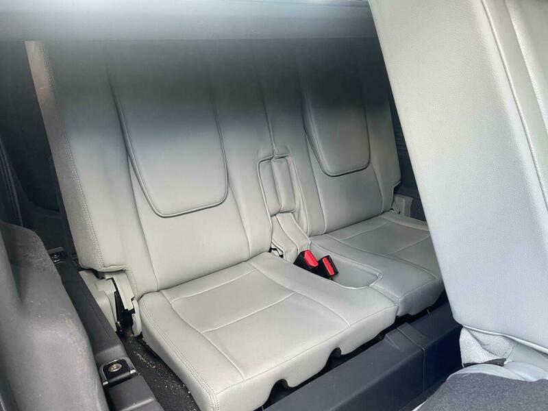 Land Rover Discovery Sport Se Tech White #25