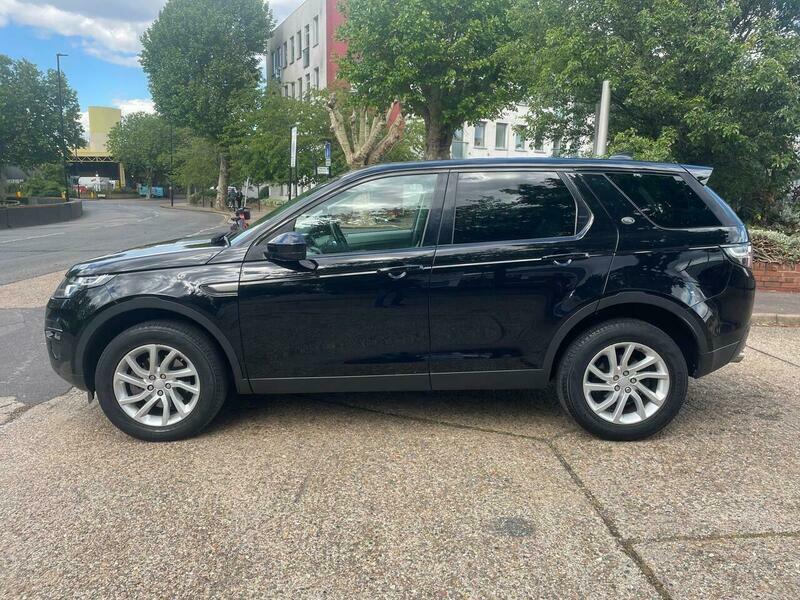 Land Rover Discovery Sport Se Tech White #10