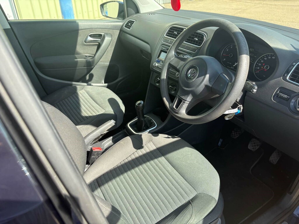 Volkswagen Polo Hatchback 1.2 Match Edition 2014 Black #6