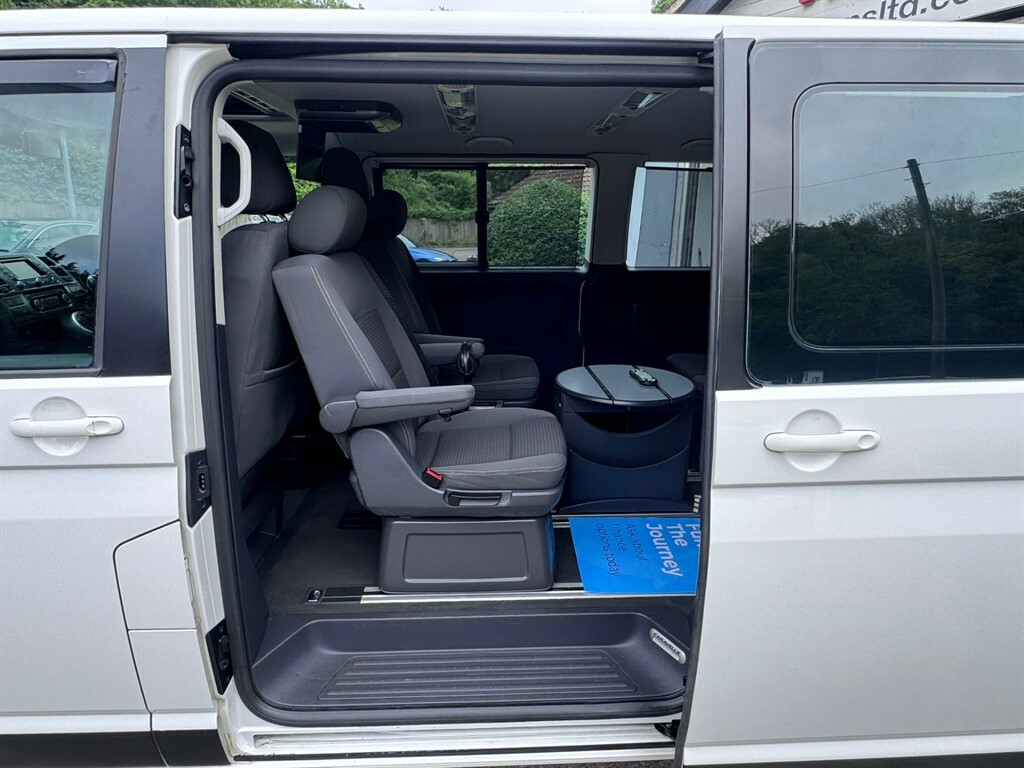 Volkswagen Caravelle Bitdi 180 Bmt Executive Black #9