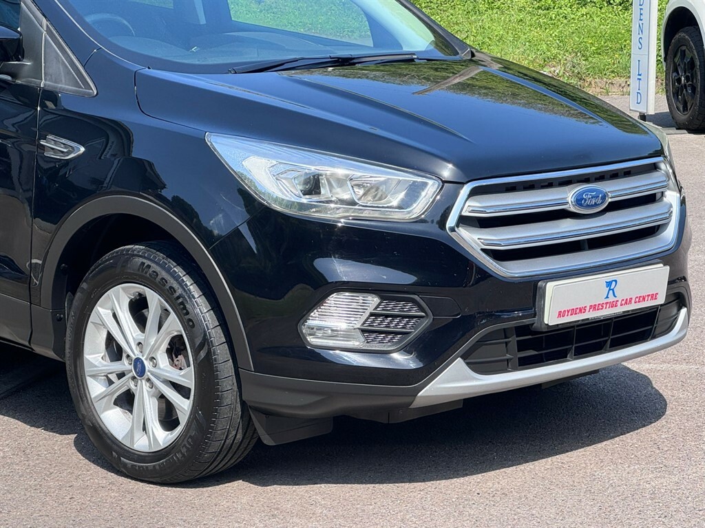 Ford Kuga Titanium Black #2