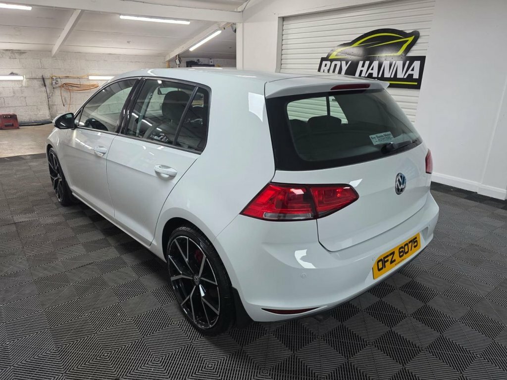 Volkswagen Golf 1.6 Tdi Bluemotion Tech Se Hatchback Ds White #4