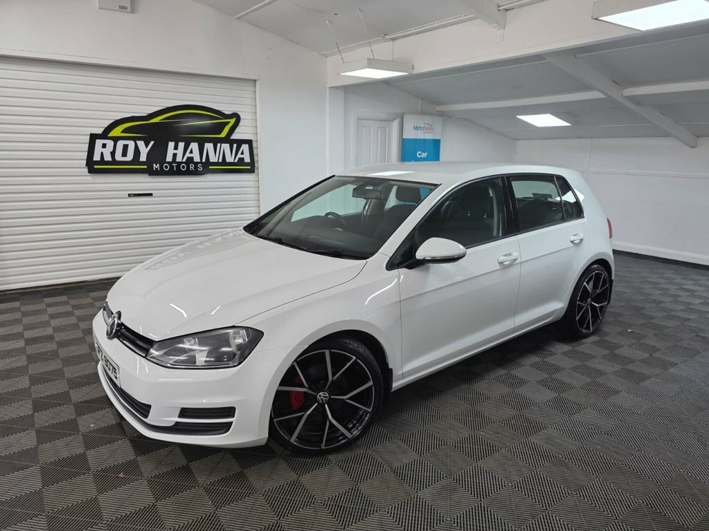 Volkswagen Golf 1.6 Tdi Bluemotion Tech Se Hatchback Ds White #2