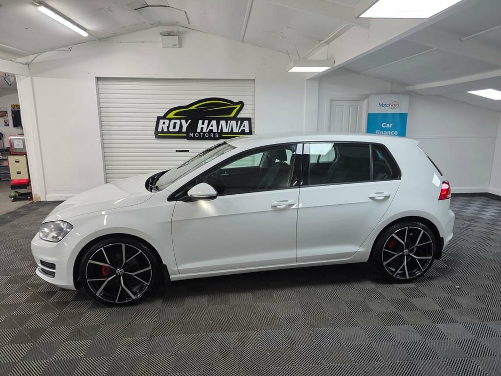 Volkswagen Golf 1.6 Tdi Bluemotion Tech Se Hatchback Ds White #3