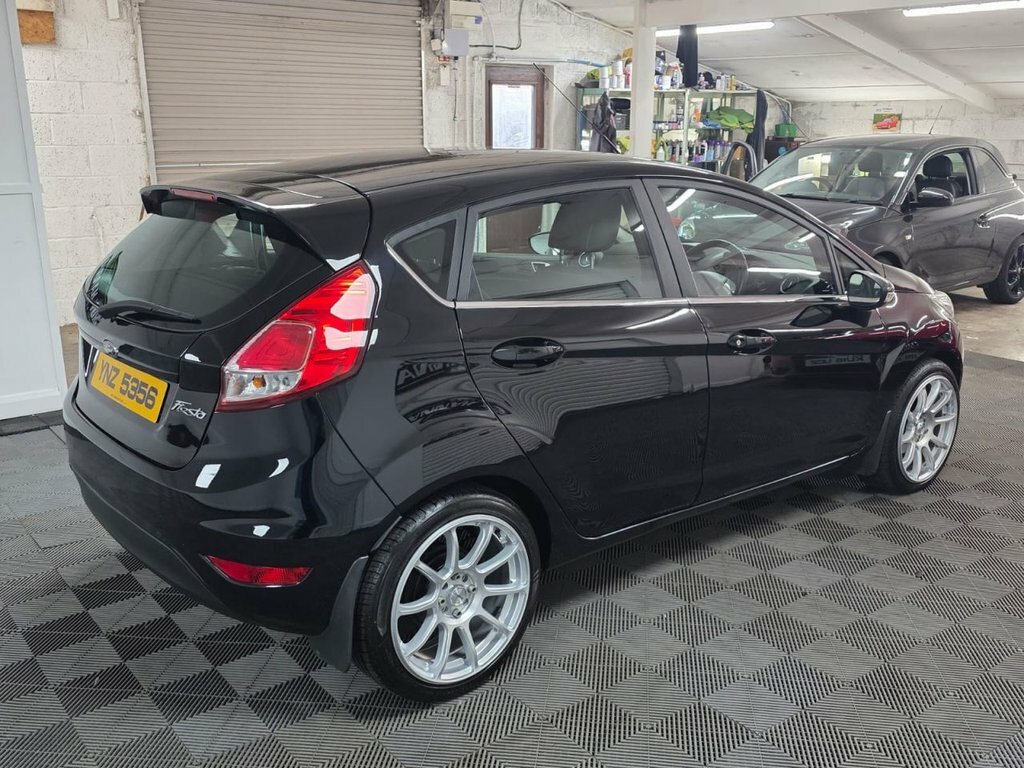 Ford Fiesta 1.5 Tdci Zetec Hatchback Euro 6 YNZ5356 Black #6