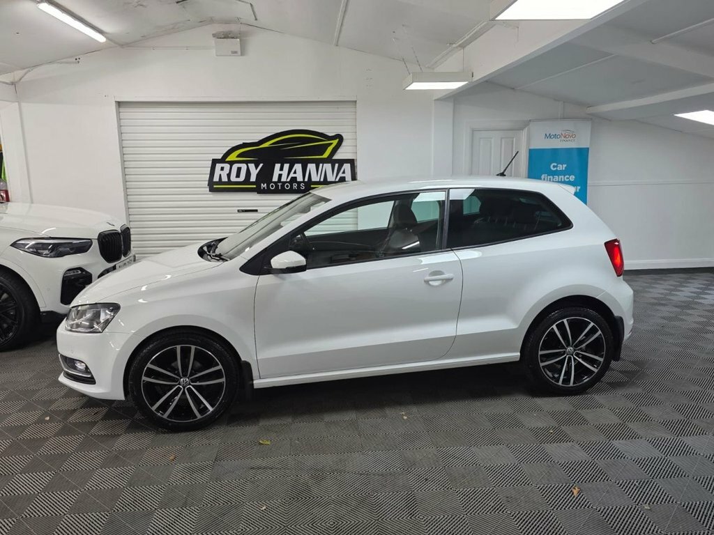 Volkswagen Polo 1.0 Bluemotion Tech Match Edition Hatchback Pe MRZ6576 White #3