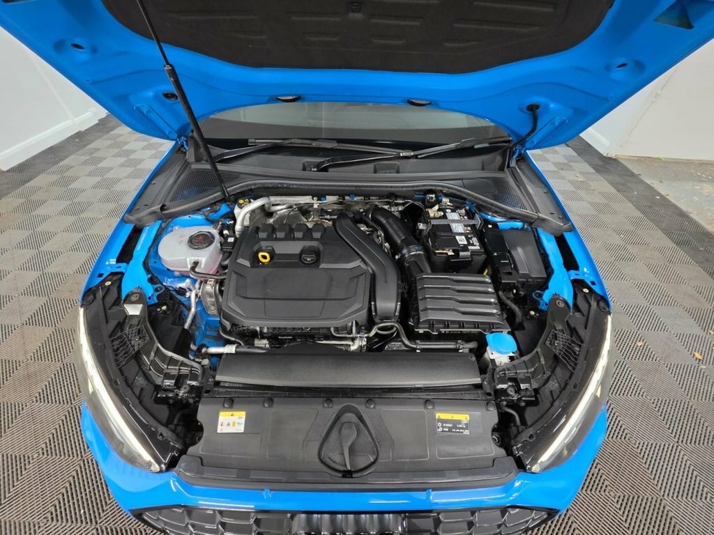 Audi A3 1.5 Tfsi 35 S Line Sportback Eur Blue #3