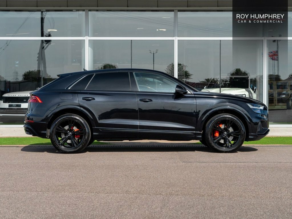 Audi Q8 3L S Line Black #3