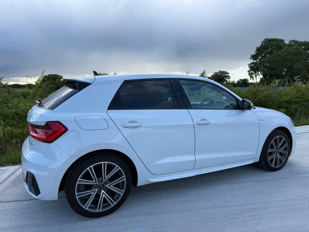 Audi A1 1.0 Tfsi 25 S Line Sportback Euro 6 S S White #3