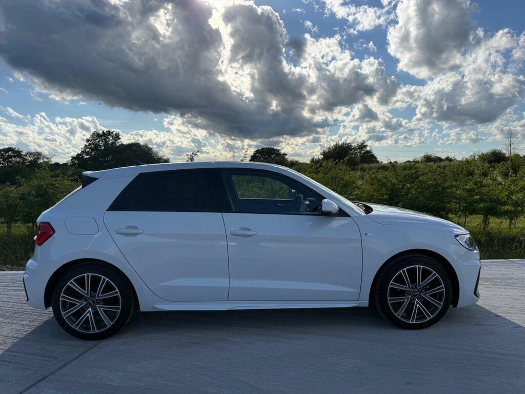 Audi A1 1.0 Tfsi 25 S Line Sportback Euro 6 S S White #4