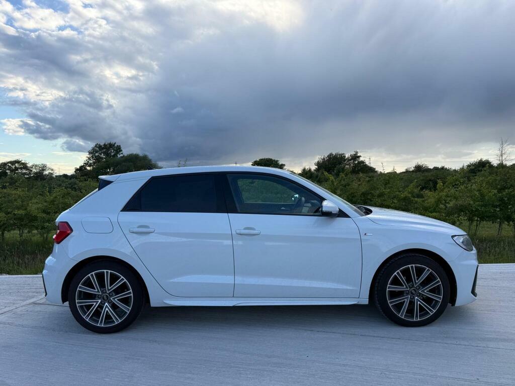 Audi A1 1.0 Tfsi 25 S Line Sportback Euro 6 S S White #2