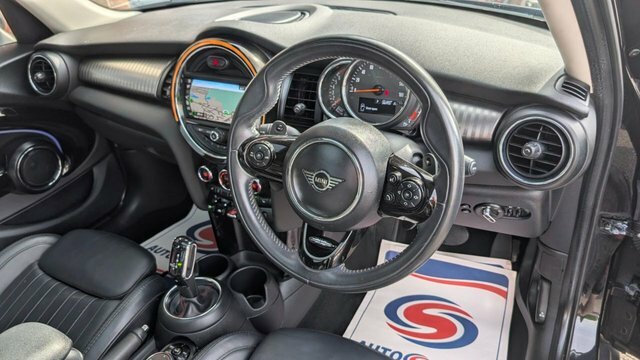 Mini Hatch 2.0 Cooper S Exclusive Hatchback Steptr OW19ZJN Black #2