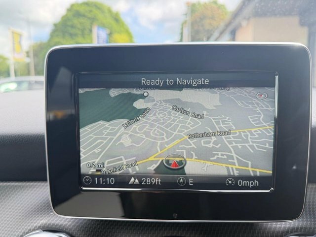 Mercedes-Benz GLA Class 1.6 Gla200 Se Executive Suv Eu SB19KVT Grey #3