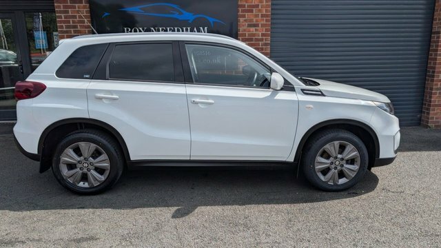 Suzuki Vitara 1.4 Boosterjet Mhev Sz-t Suv Hybrid Man White