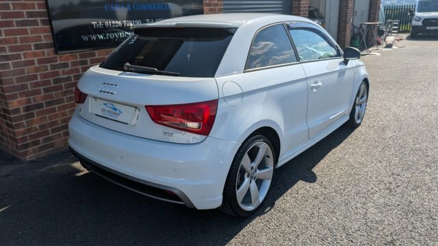 Audi A1 2014 1.6 Tdi Se Sportback Euro 5 Black #2