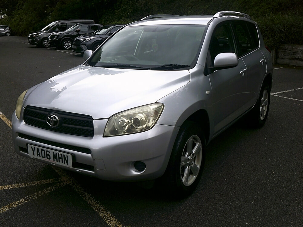 Toyota Rav 4 Suv Grey #3