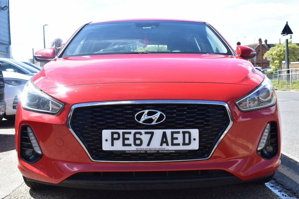 Hyundai I30 1L Se PE67AED Red #6