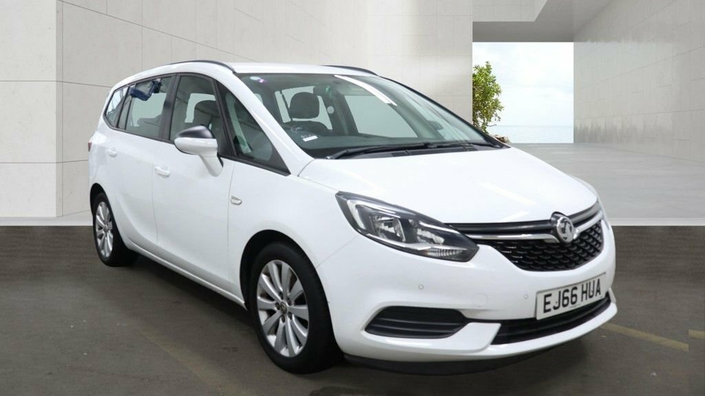 Vauxhall Zafira Tourer 1.4L Design White