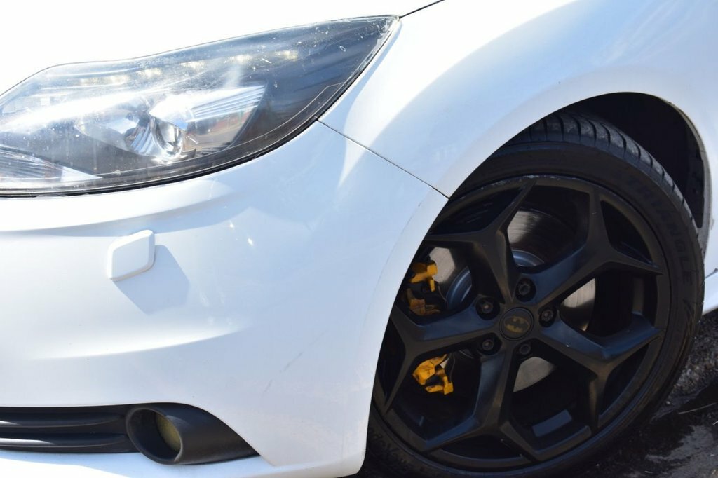 Ford Focus 2L St-3 SG13OKV White #2