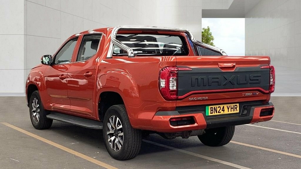 Maxus eDeliver 3 Pickup Orange #3