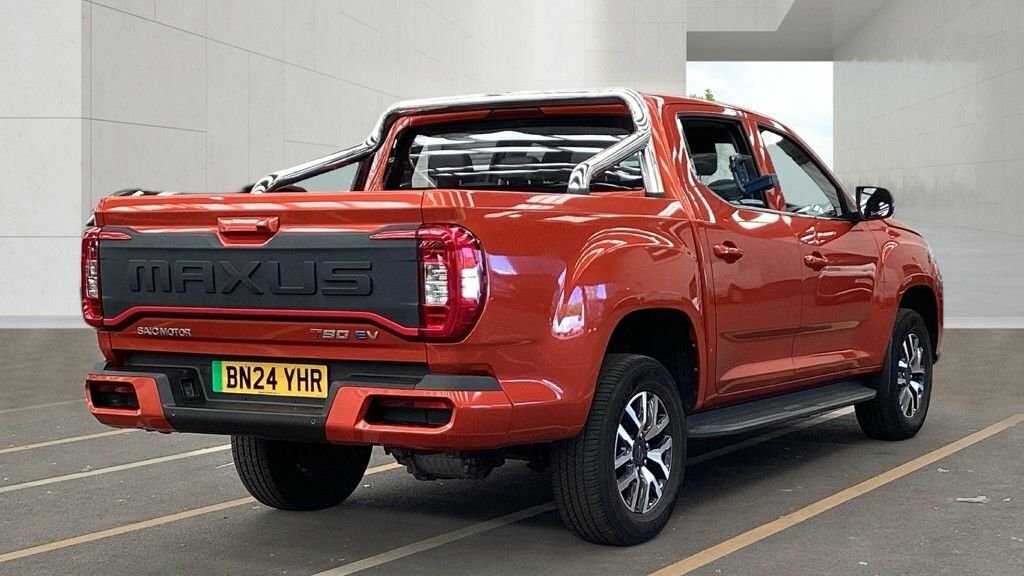 Maxus eDeliver 3 Pickup Orange #4