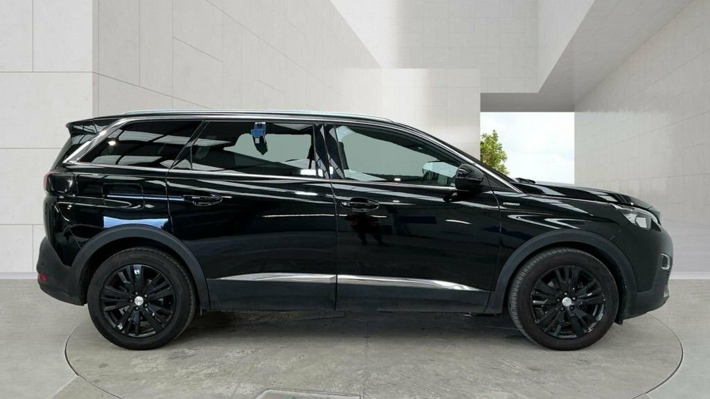 Peugeot 5008 1.5L Gt Line Black #2