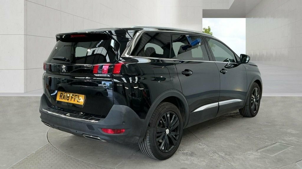 Peugeot 5008 1.5L Gt Line Black #3