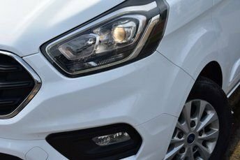 Ford Transit Custom 2L Limited RN19UEX White #6