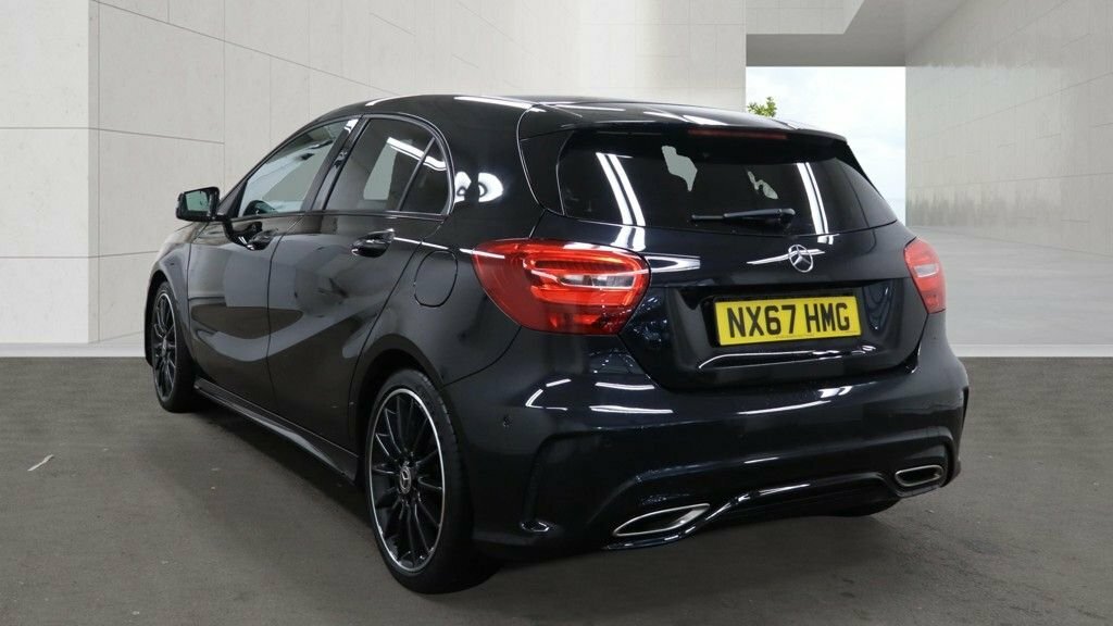 Mercedes-Benz A Class 1.6L Amg Line Black #3