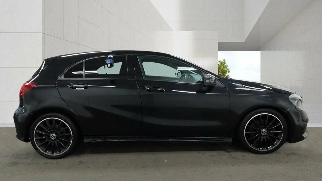 Mercedes-Benz A Class 1.6L Amg Line Black #6