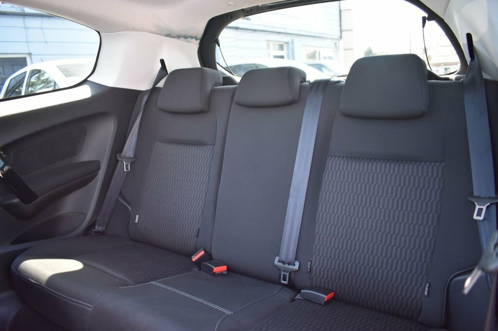 Peugeot 208 Vti Puretech Active U10270 Ulez White #18