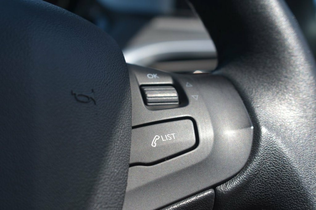 Peugeot 208 Vti Puretech Active U10270 Ulez White #26