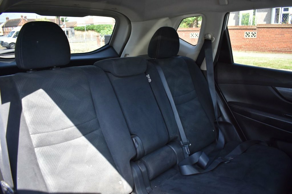 Nissan X-Trail 2L Tekna Black #19