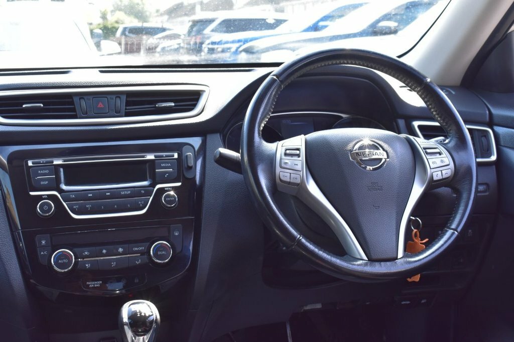 Nissan X-Trail 2L Tekna Black #39