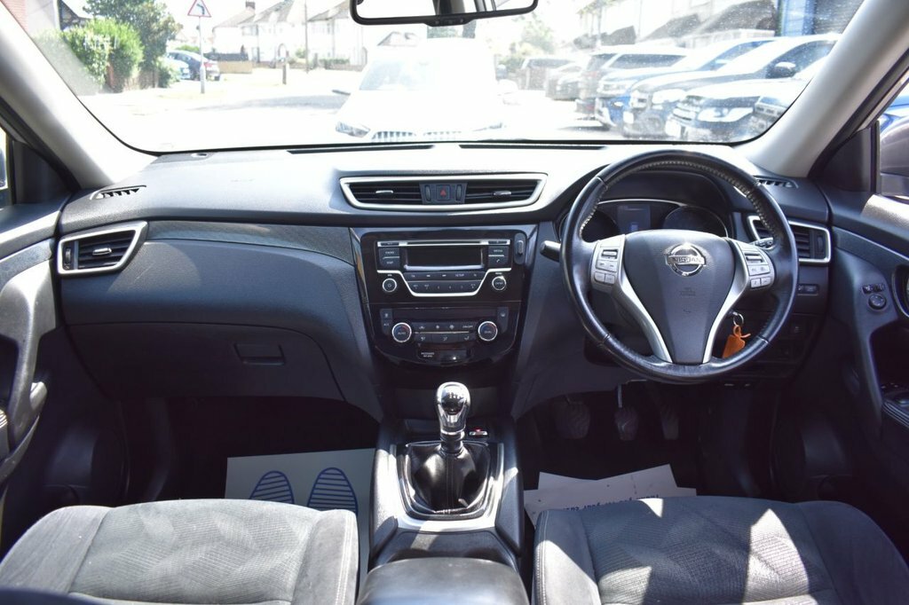 Nissan X-Trail 2L Tekna Black #38