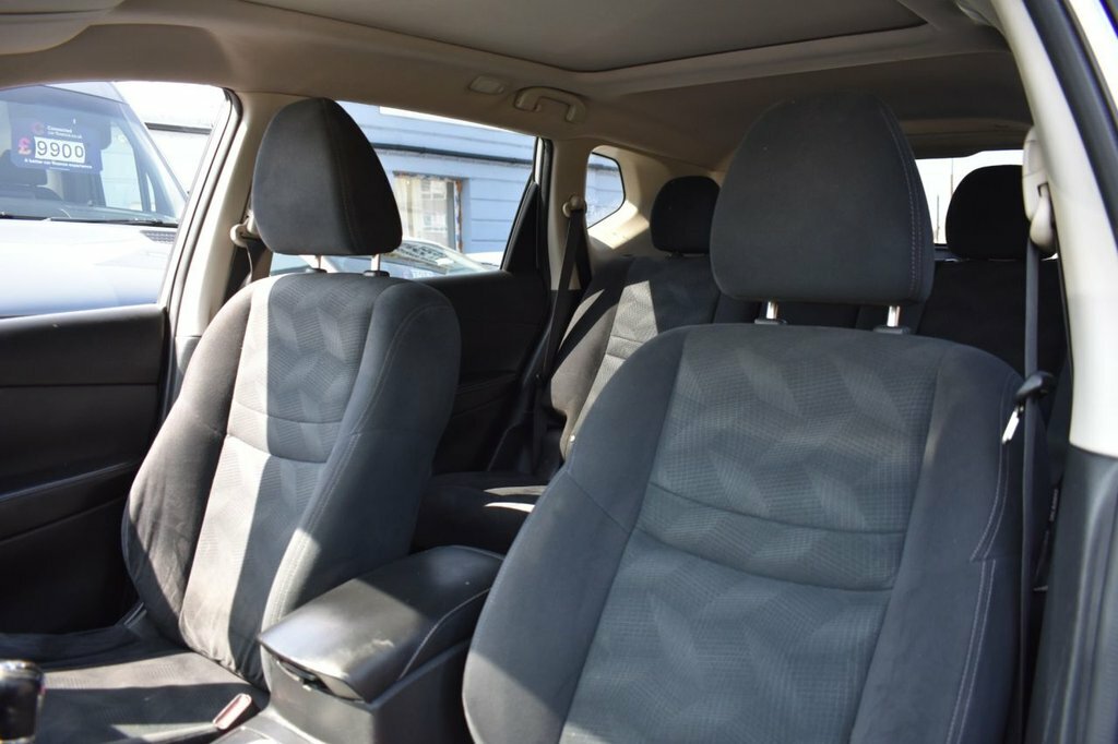 Nissan X-Trail 2L Tekna Black #23