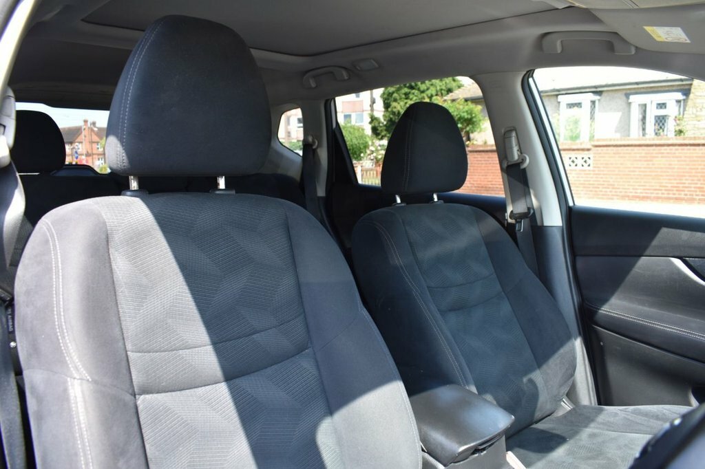 Nissan X-Trail 2L Tekna Black #17