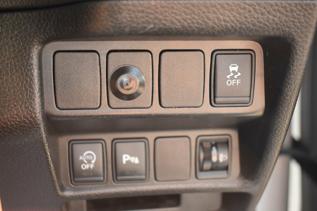 Nissan X-Trail 2L Tekna Black #27