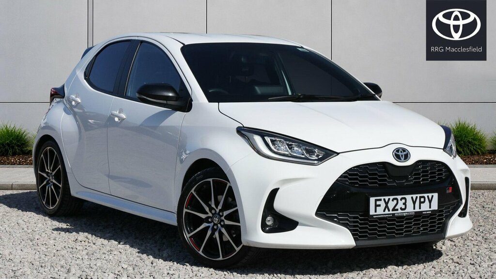 Toyota Yaris 1.5 Vvt-h Gr Sport E-cvt Euro 6 Ss FX23YPY White
