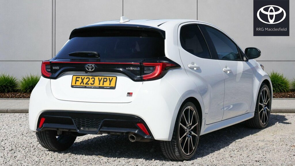 Toyota Yaris 1.5 Vvt-h Gr Sport E-cvt Euro 6 Ss FX23YPY White #2