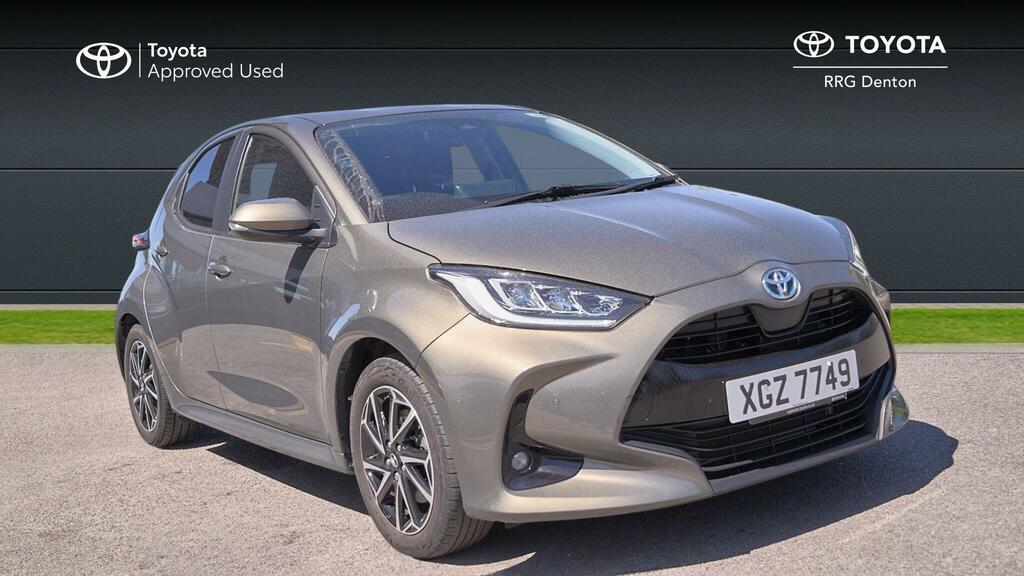 Toyota Yaris 1.5 Vvt-h Design E-cvt Euro 6 Ss XGZ7749