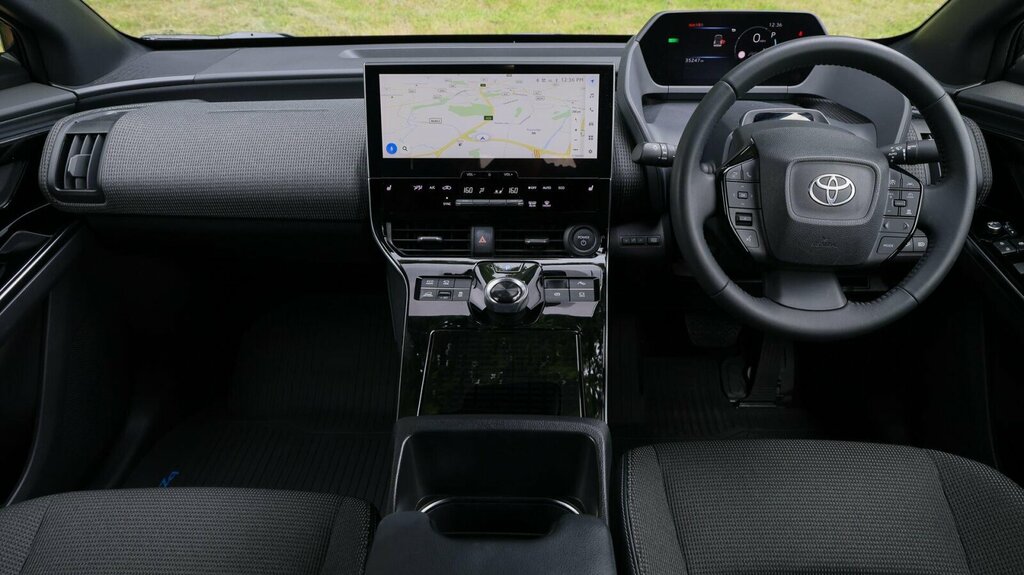 Toyota bZ4X 71.4Kwh Motion Awd 11Kw Obc KO73GFG Black #6