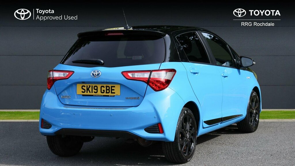 Toyota Yaris 1.5 Vvt-h Cyan Bi-tone E-cvt Euro 6 Ss Blue #2