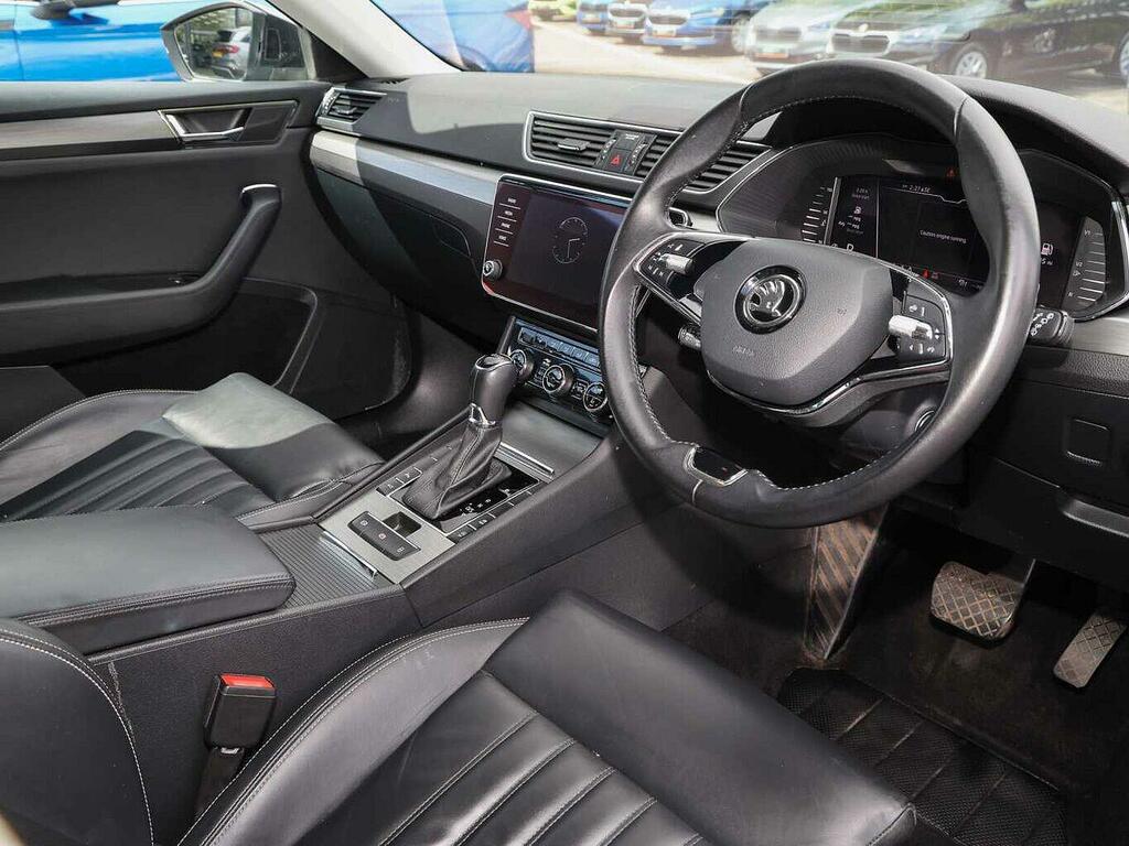 Skoda Superb 2.0 Tdi Cr Se L Dsg Black #6